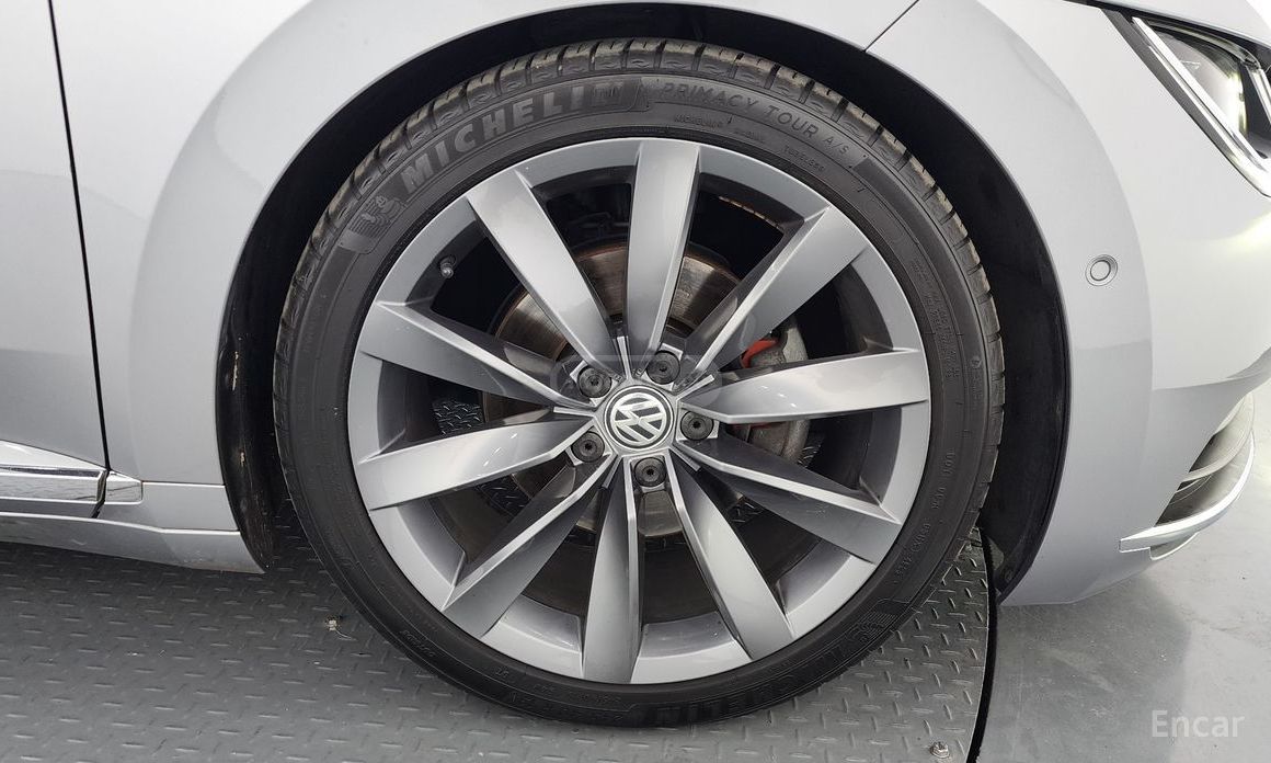 Volkswagen Arteon - фото 5