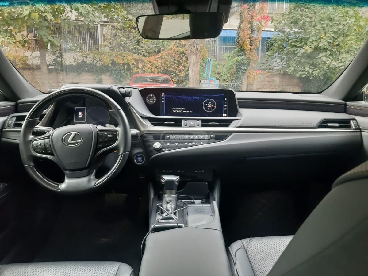 Lexus ES 300 - фото 10