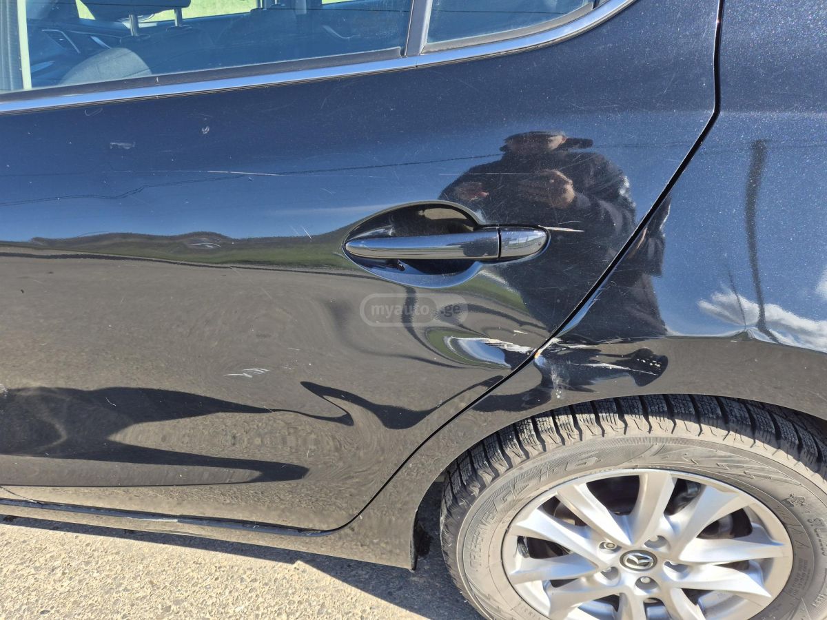 Mazda Mazda 3 - фото 8