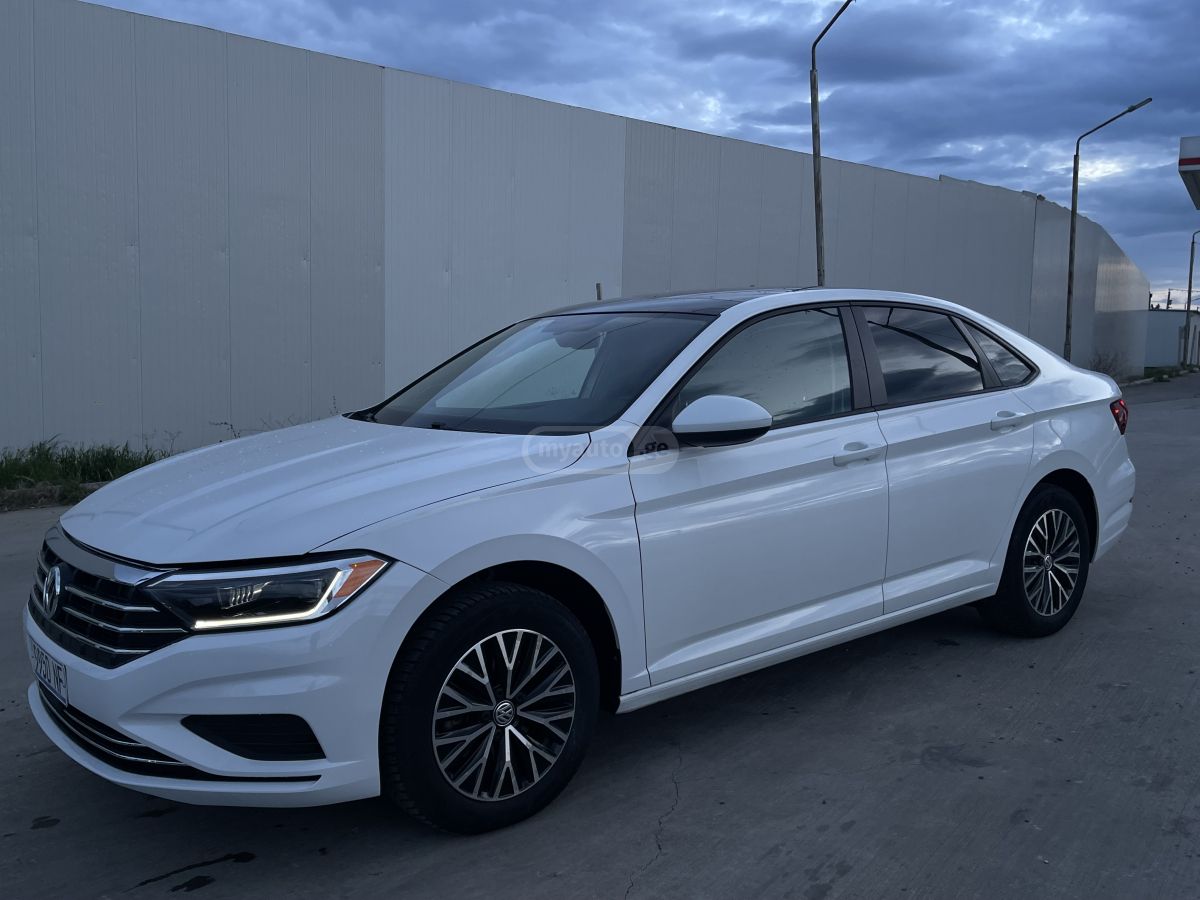 Volkswagen Jetta - фото 2