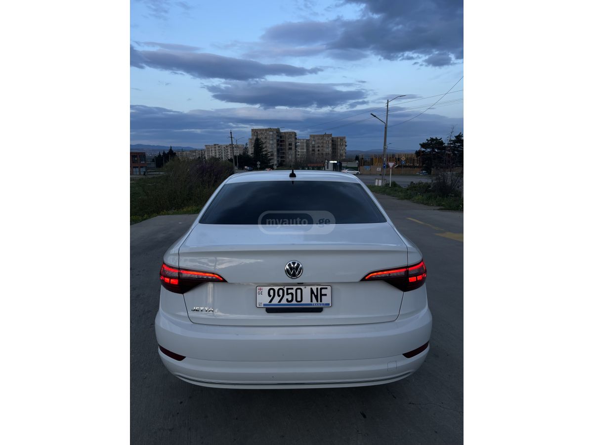 Volkswagen Jetta - фото 9