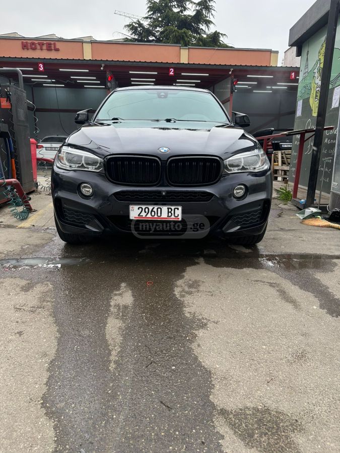 BMW X6 - фото 11