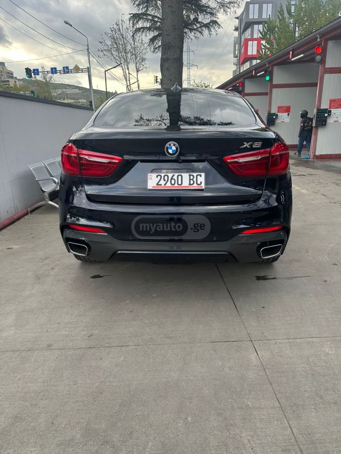 BMW X6 - фото 12
