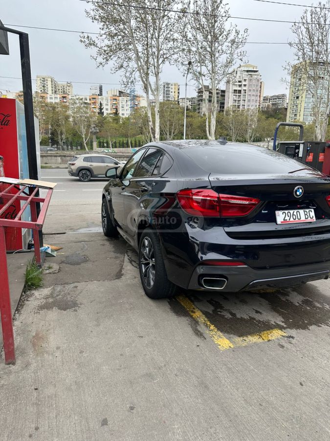 BMW X6 - фото 14