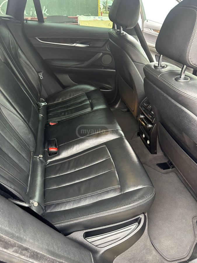 BMW X6 - фото 7