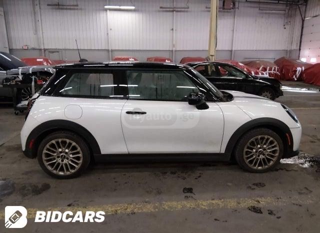 MINI Cooper Individual 2025 — миниатюра 7