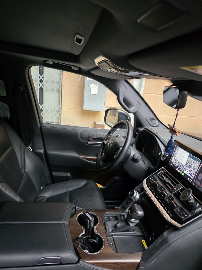 Toyota Land Cruiser - фото 4