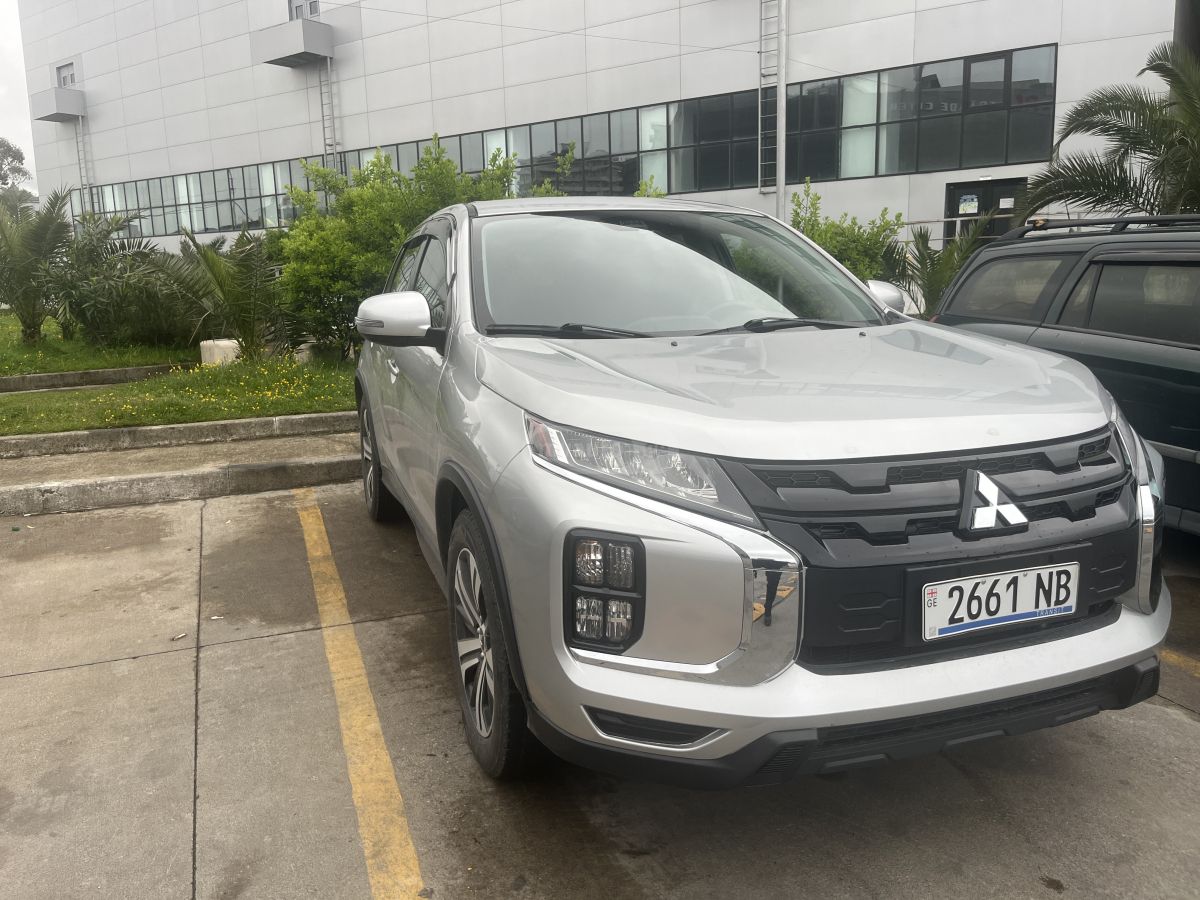 Mitsubishi Outlander Sport - фото 4