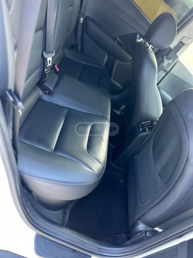 Kia Niro - фото 8