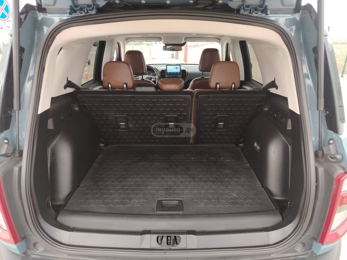 Ford Badlands 4dr 4x4 Automatic — миниатюра 11