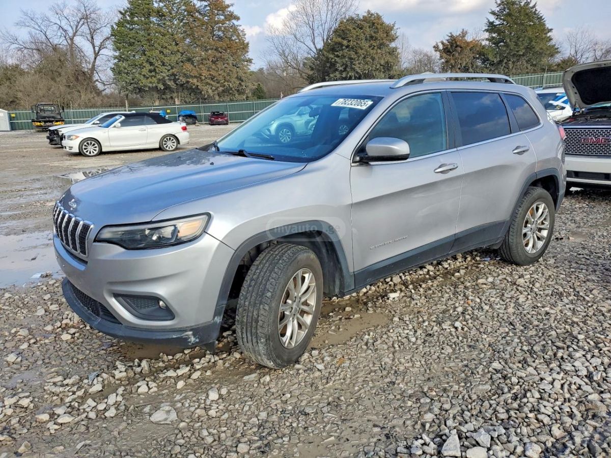 Jeep Cherokee - фото 1