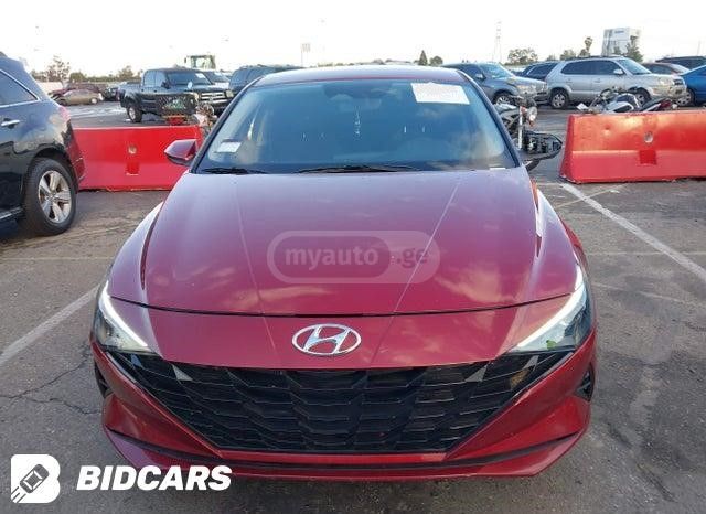 Hyundai Elantra - фото 9