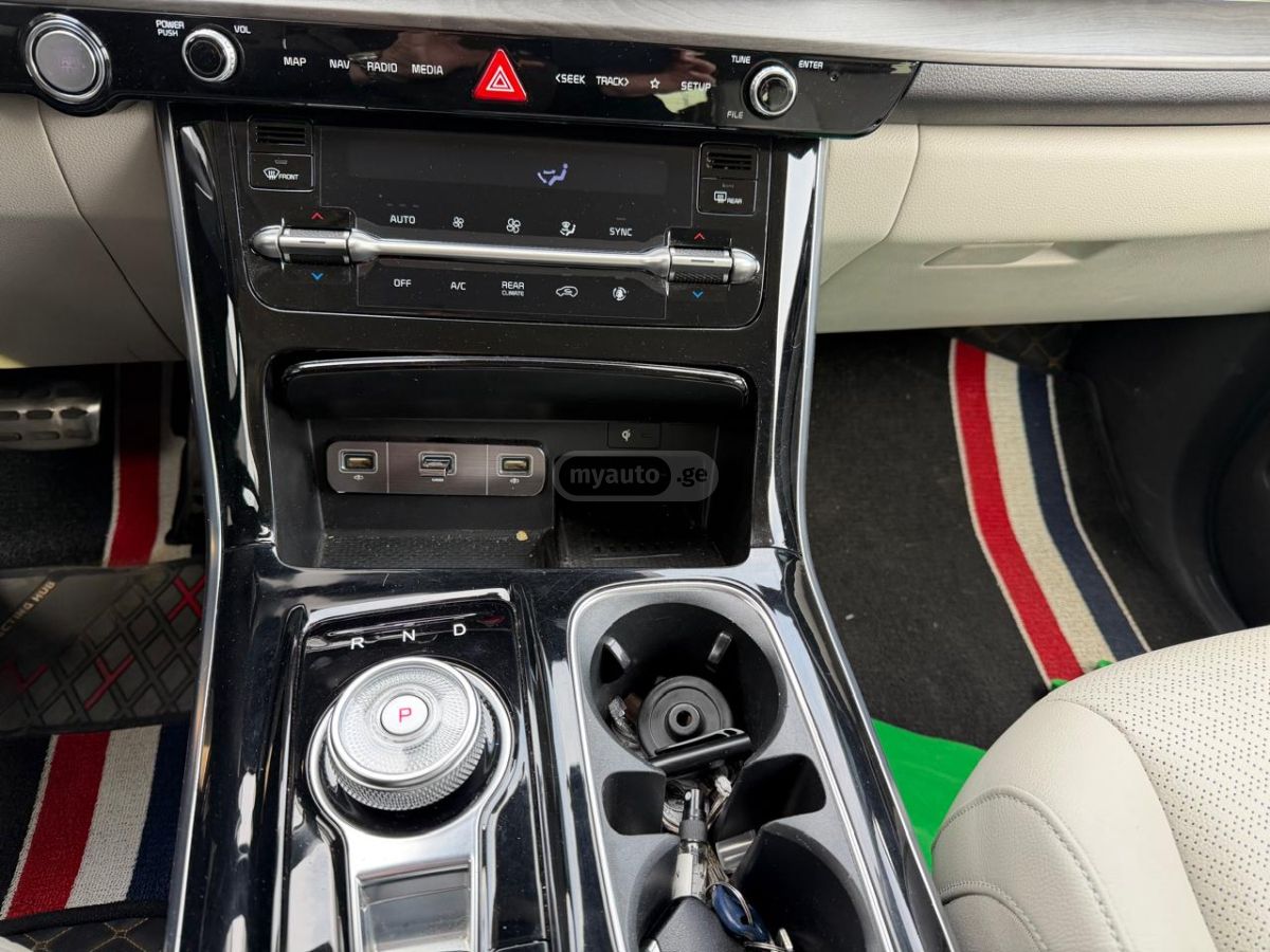 Kia Carnival - фото 9