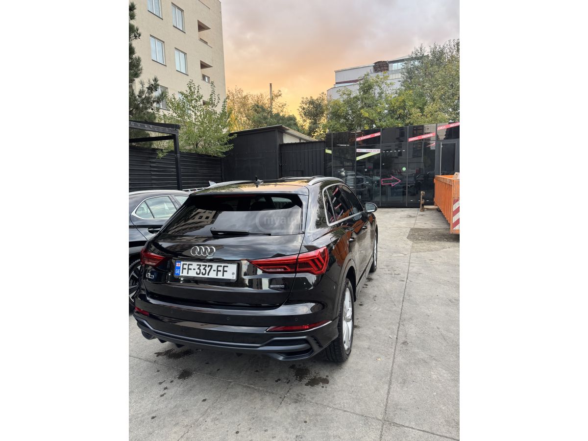 Audi Q3 - фото 9