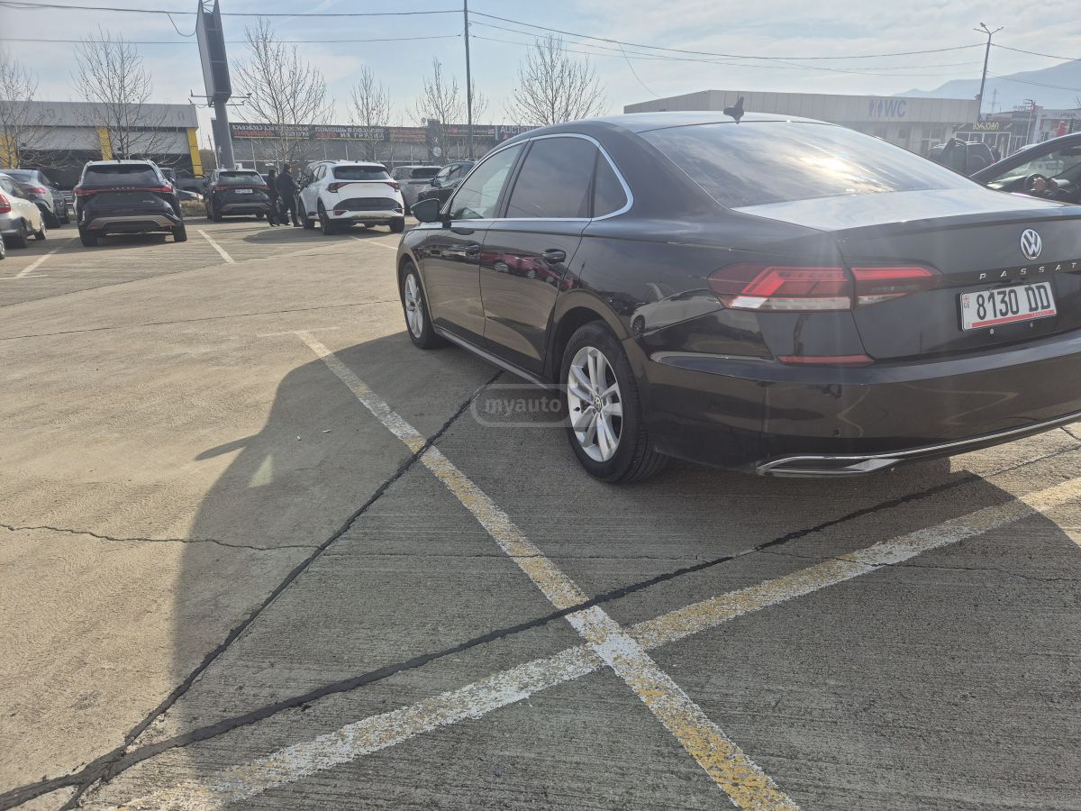 Volkswagen Passat - фото 6