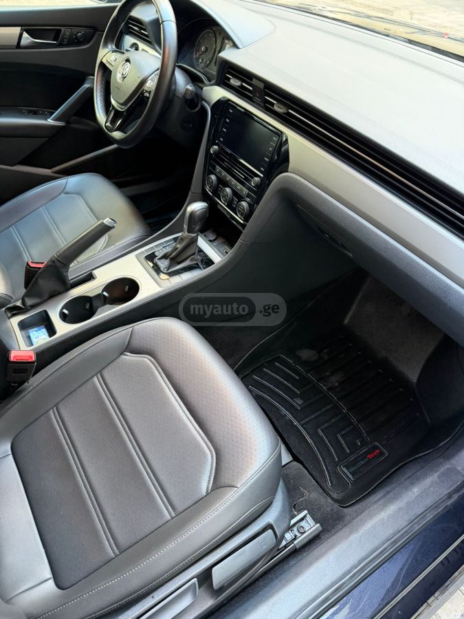 Volkswagen Passat - фото 8