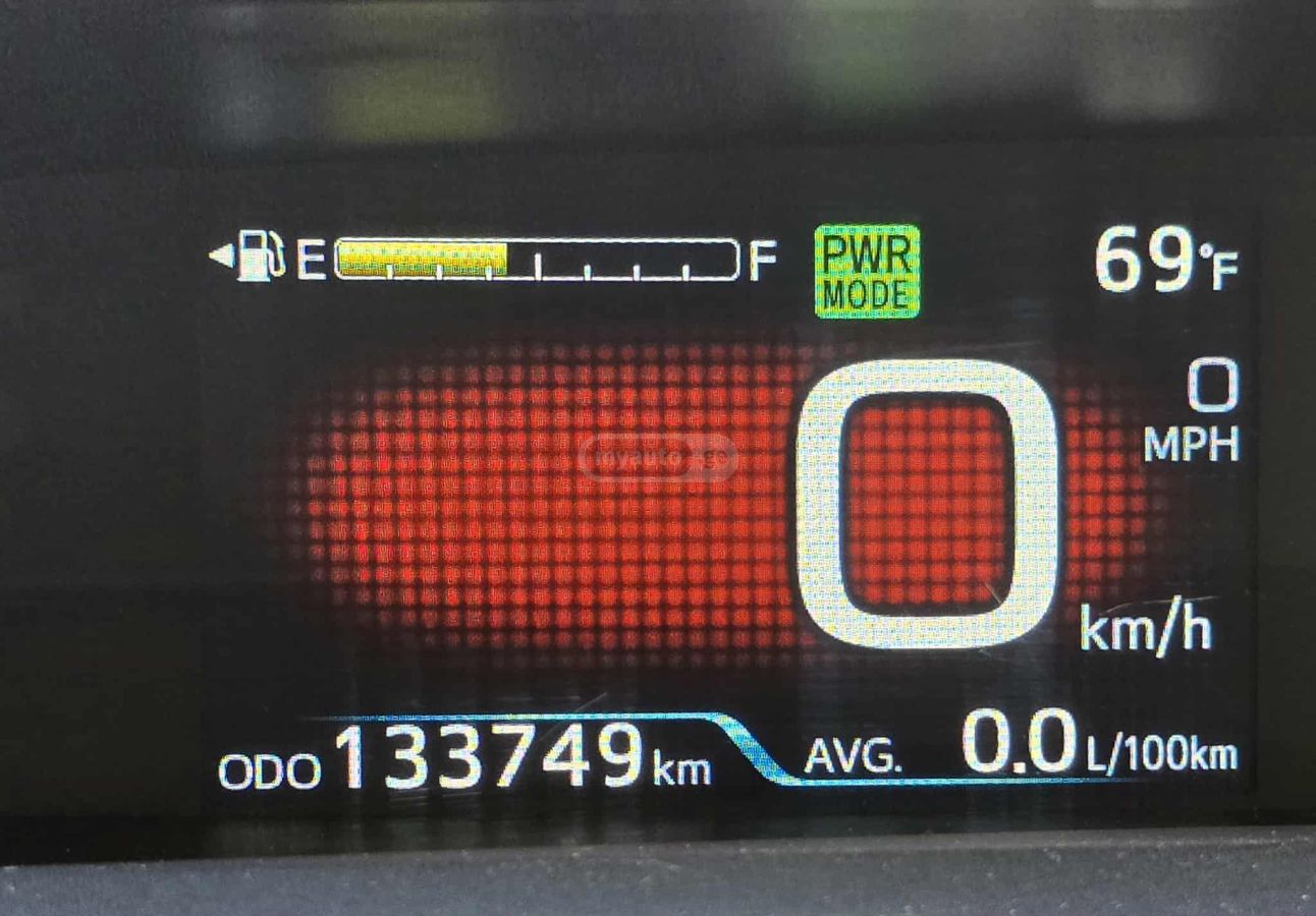 Toyota Prius - фото 11