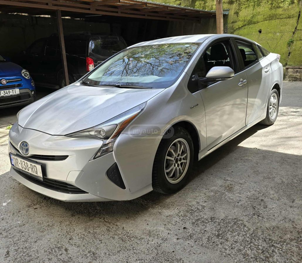 Toyota Prius - фото 5