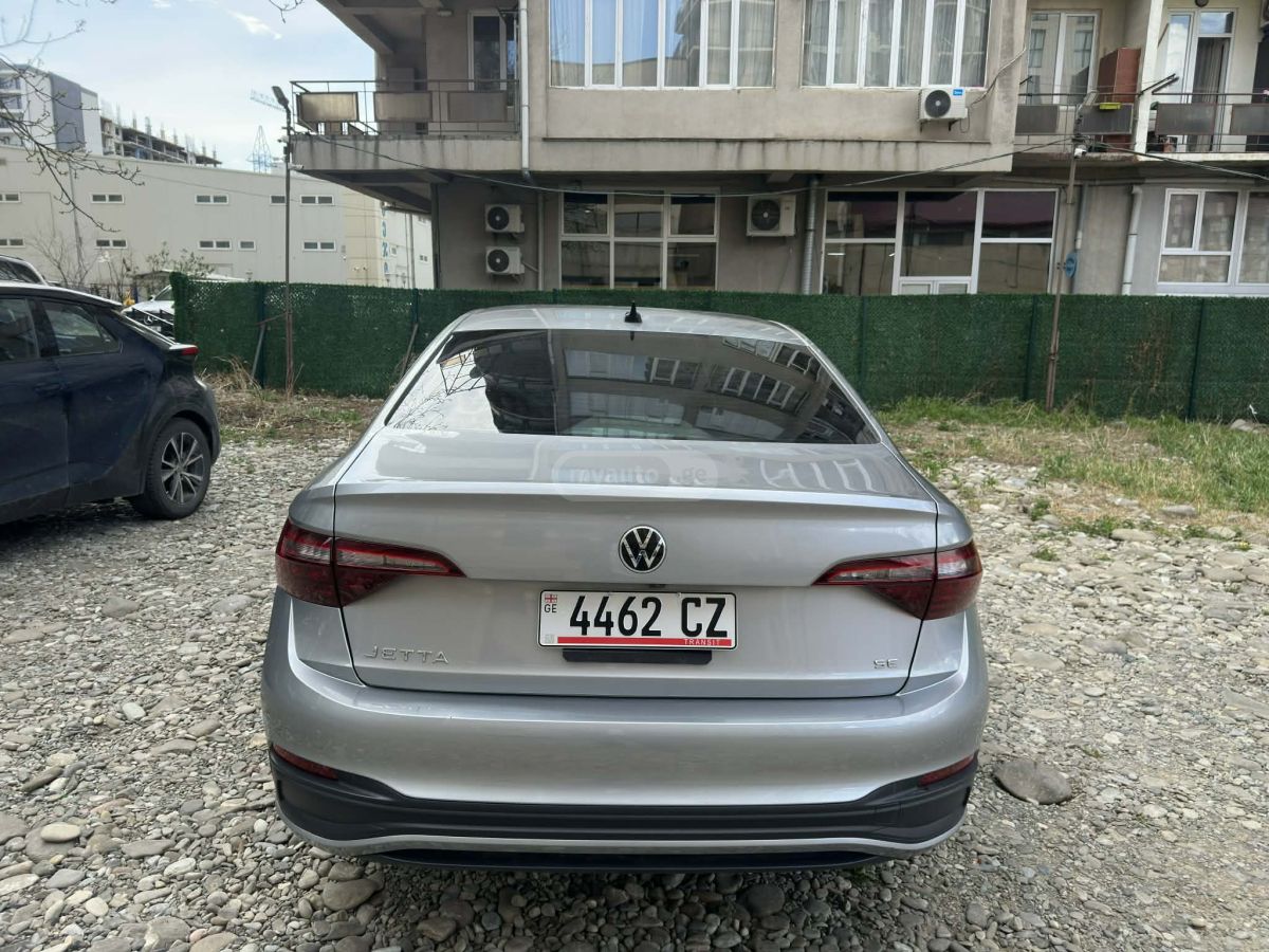 Volkswagen Jetta - фото 3