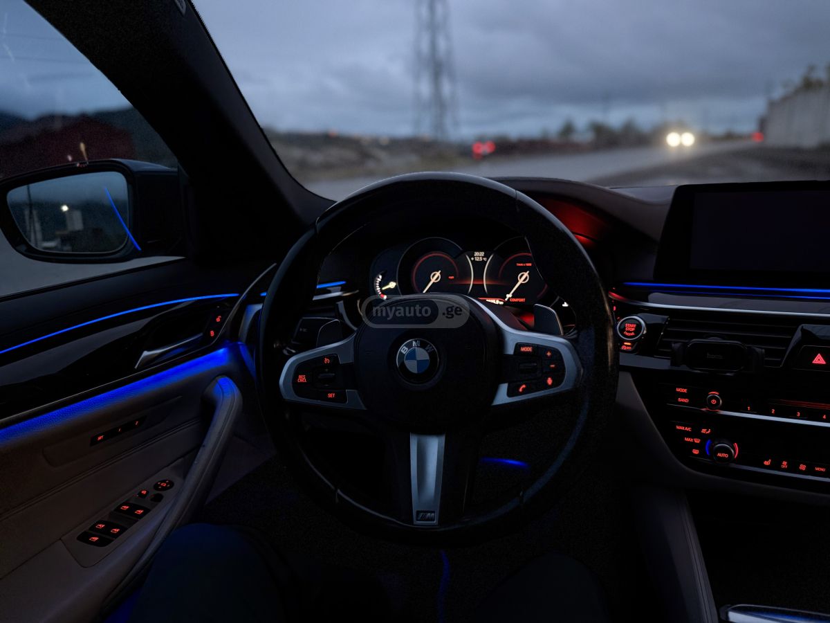 BMW 530 - фото 10