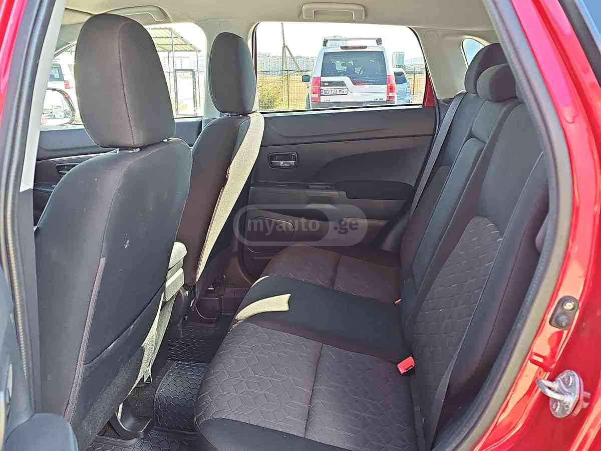 Mitsubishi Mitsubishi Outlander — миниатюра 7