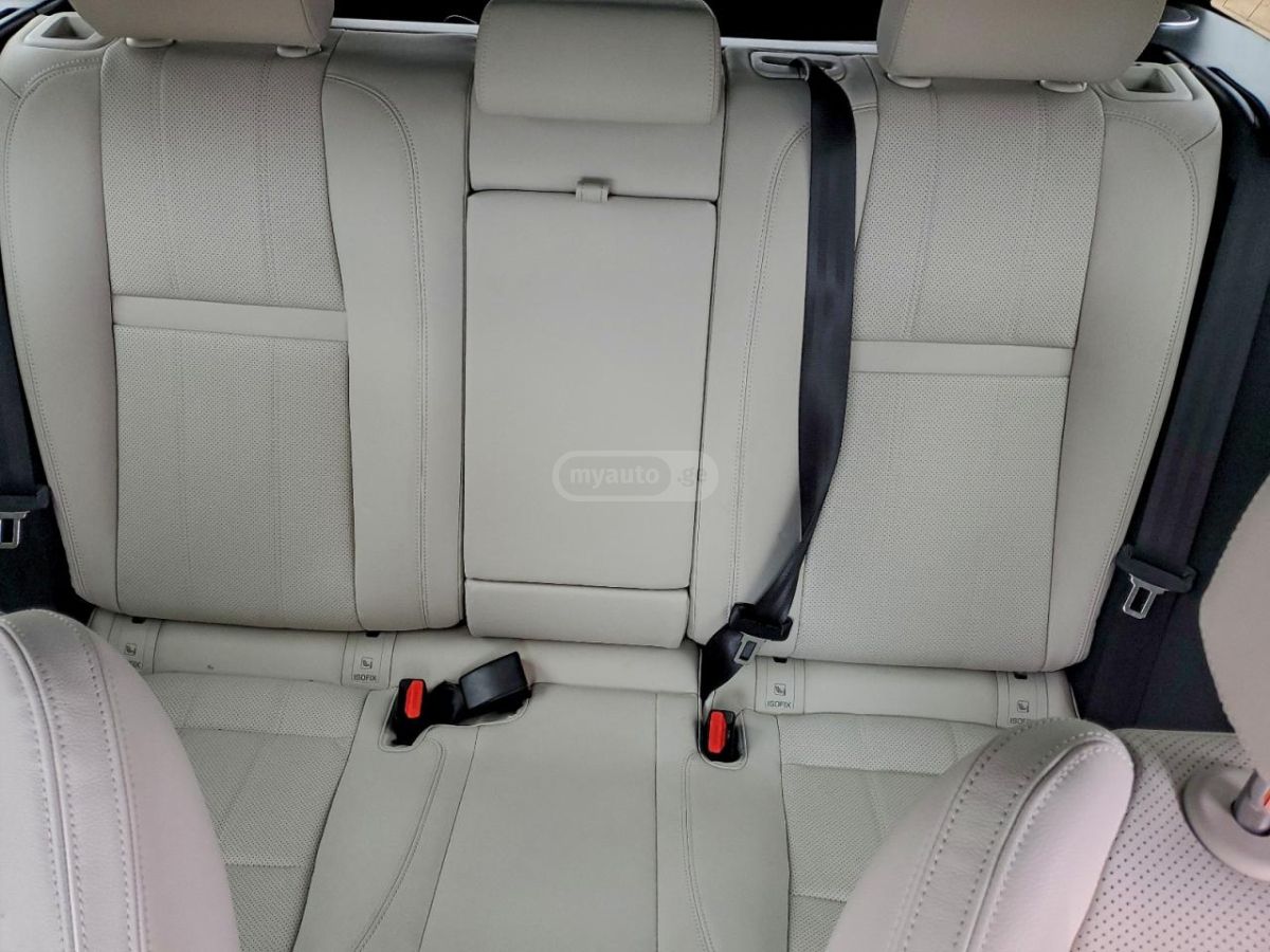 Land Rover R-Dynamic S MHEV 4dr 4x4 Autom — миниатюра 8