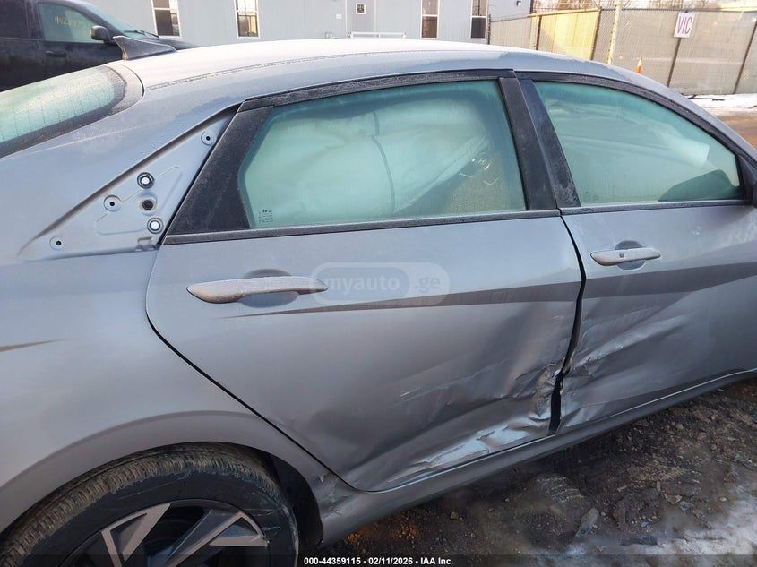 Hyundai Elantra 2025 — миниатюра 6