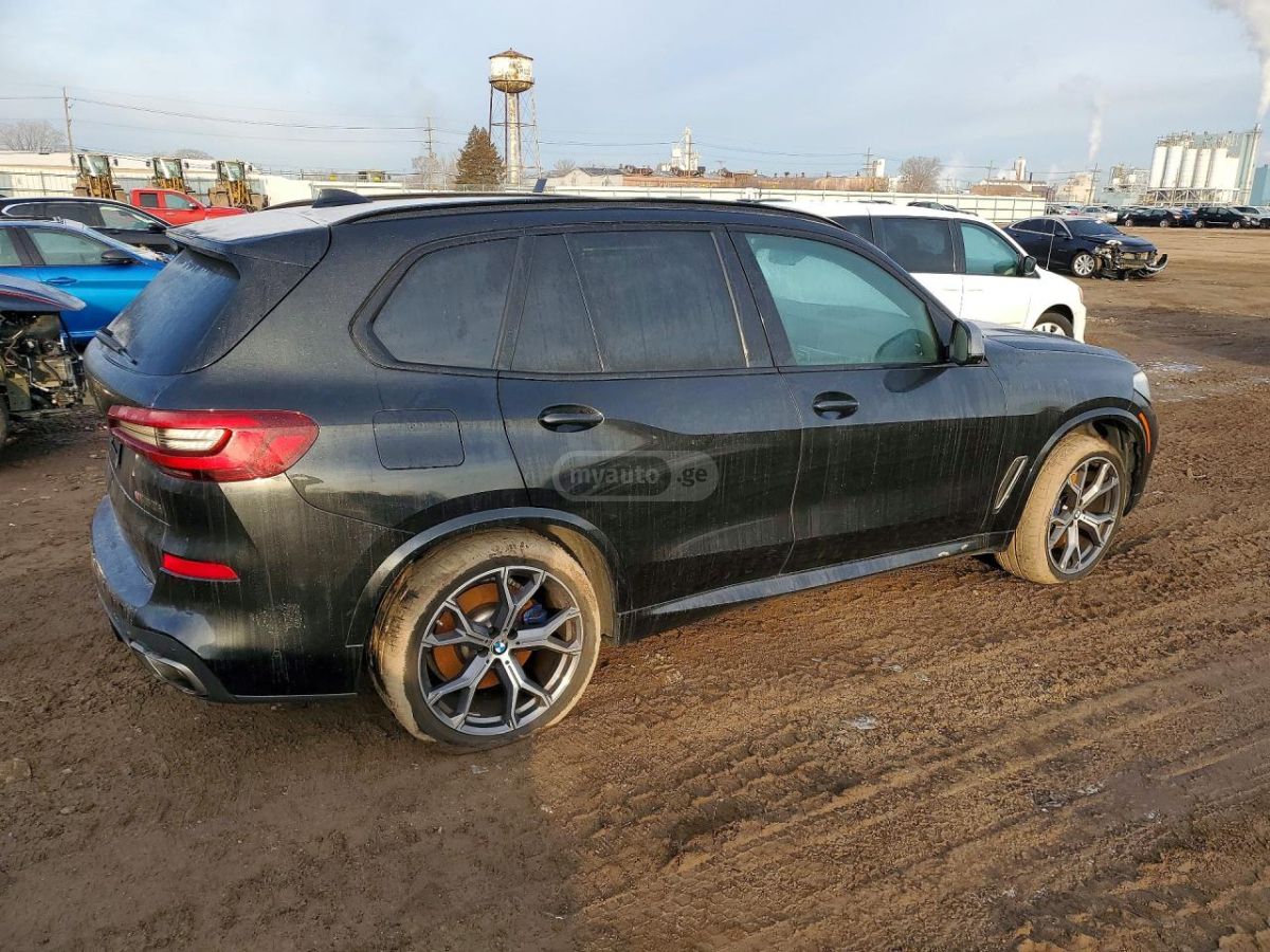 BMW X5 - фото 3