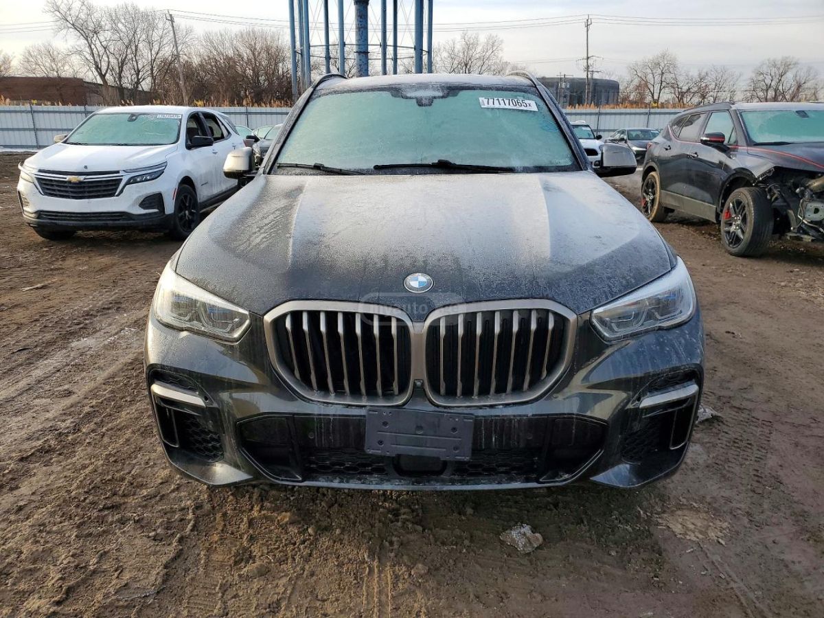 BMW X5 - фото 5