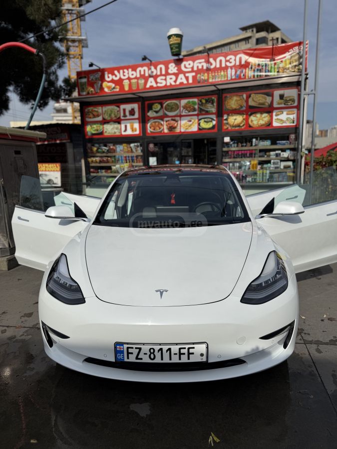 Tesla 2020 Tesla Model 3 Long range — миниатюра 3