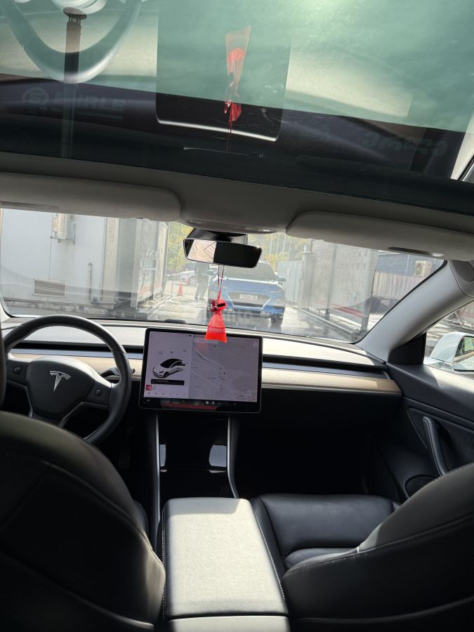 Tesla 2020 Tesla Model 3 Long range — миниатюра 5