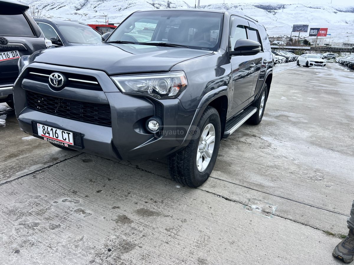 Toyota 4 Runner - фото 1