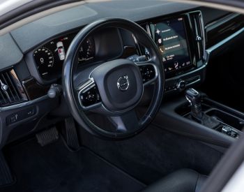 Volvo S 90 