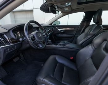 Volvo S 90 