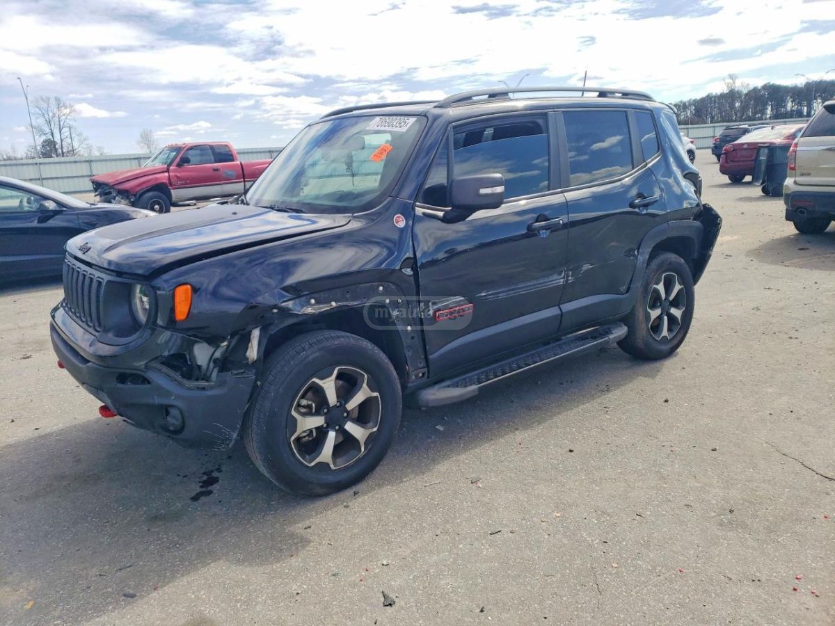 Jeep Renegade - фото 1