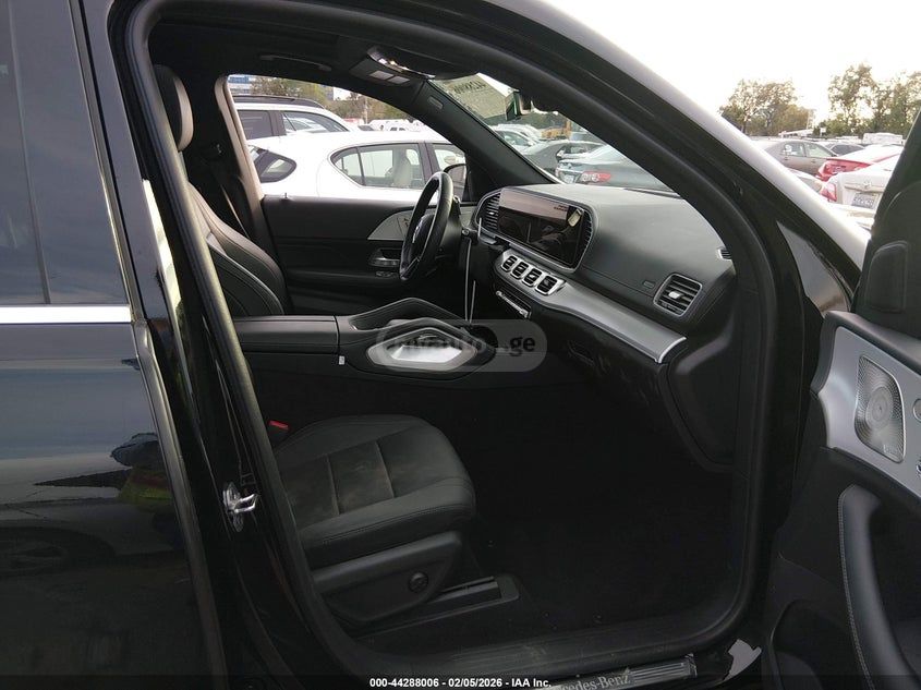 Mercedes-Benz GLS 450 AMG 2025 — миниатюра 5