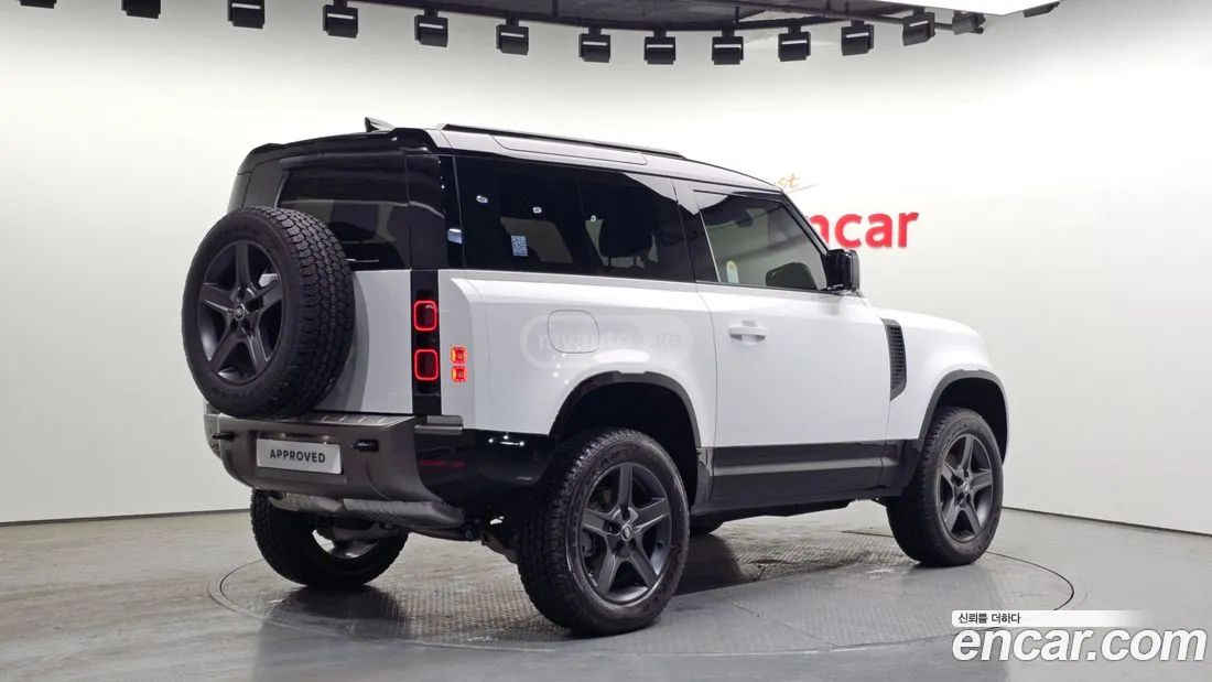 Land Rover Defender 90 2025 — миниатюра 2