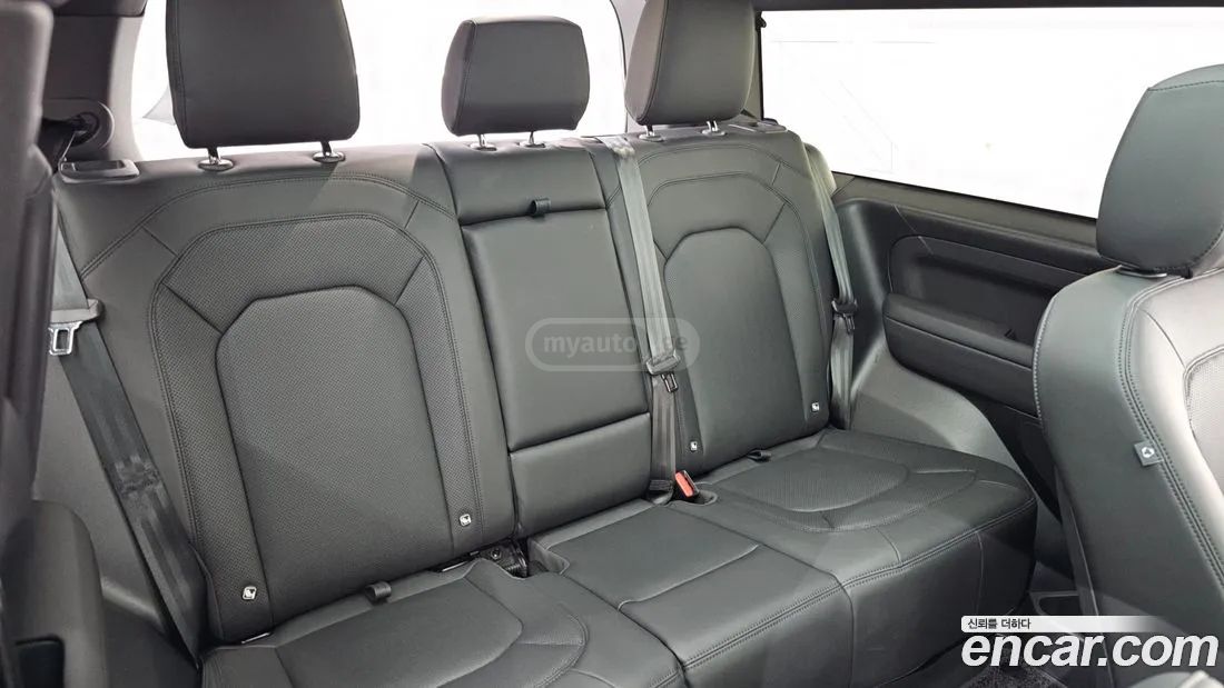 Land Rover Defender 90 2025 — миниатюра 5