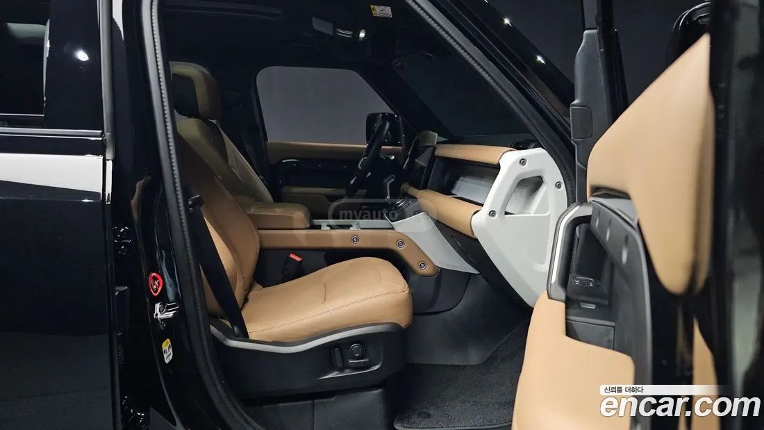 Land Rover Defender 90 2025 — миниатюра 11
