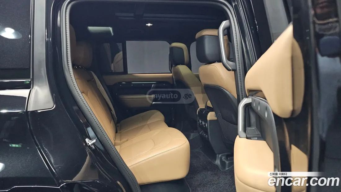Land Rover Defender 90 2025 — миниатюра 12