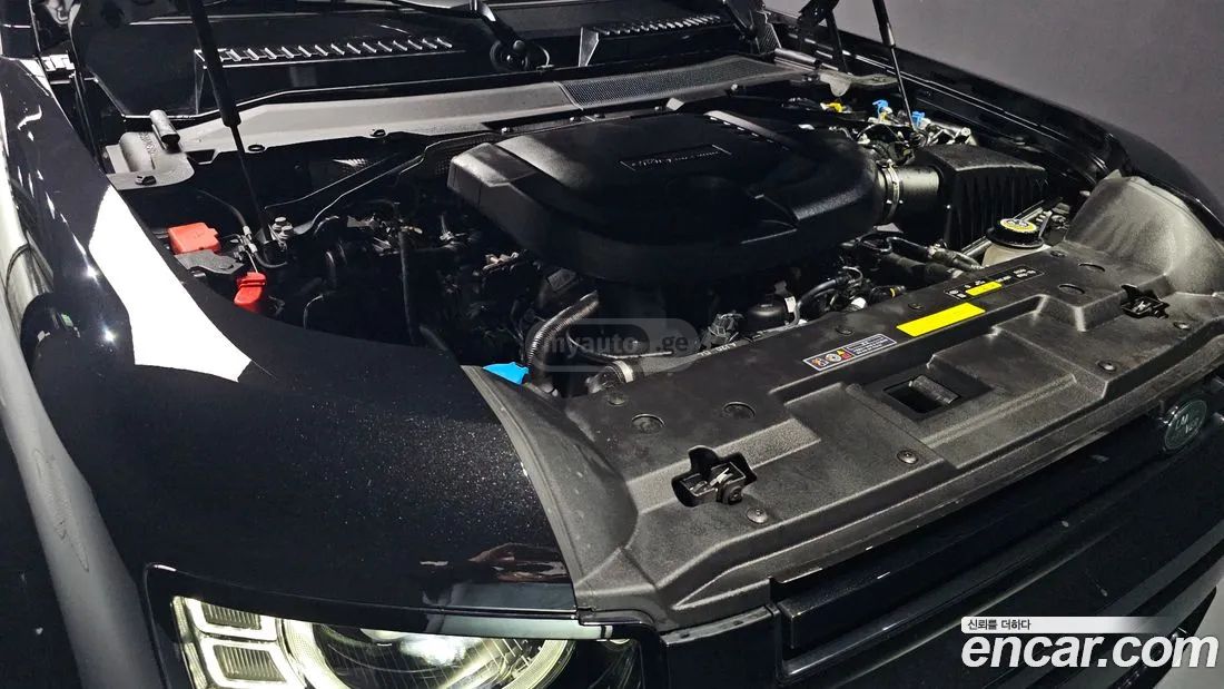 Land Rover Defender 90 2025 — миниатюра 6