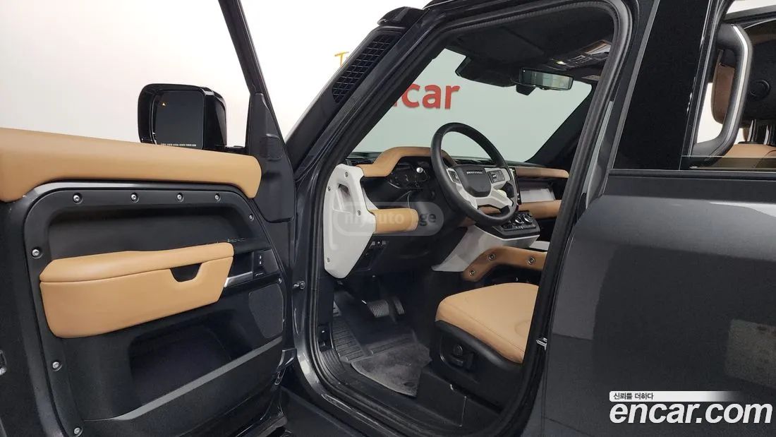 Land Rover Defender 90 2025 — миниатюра 10