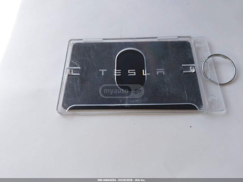 Tesla Model Y 2026 — миниатюра 13