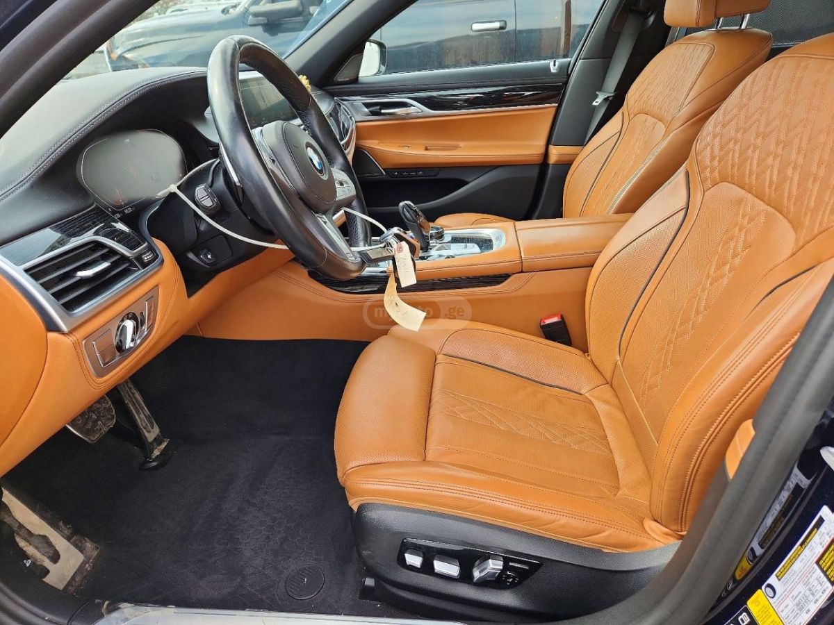 BMW 740 - фото 7