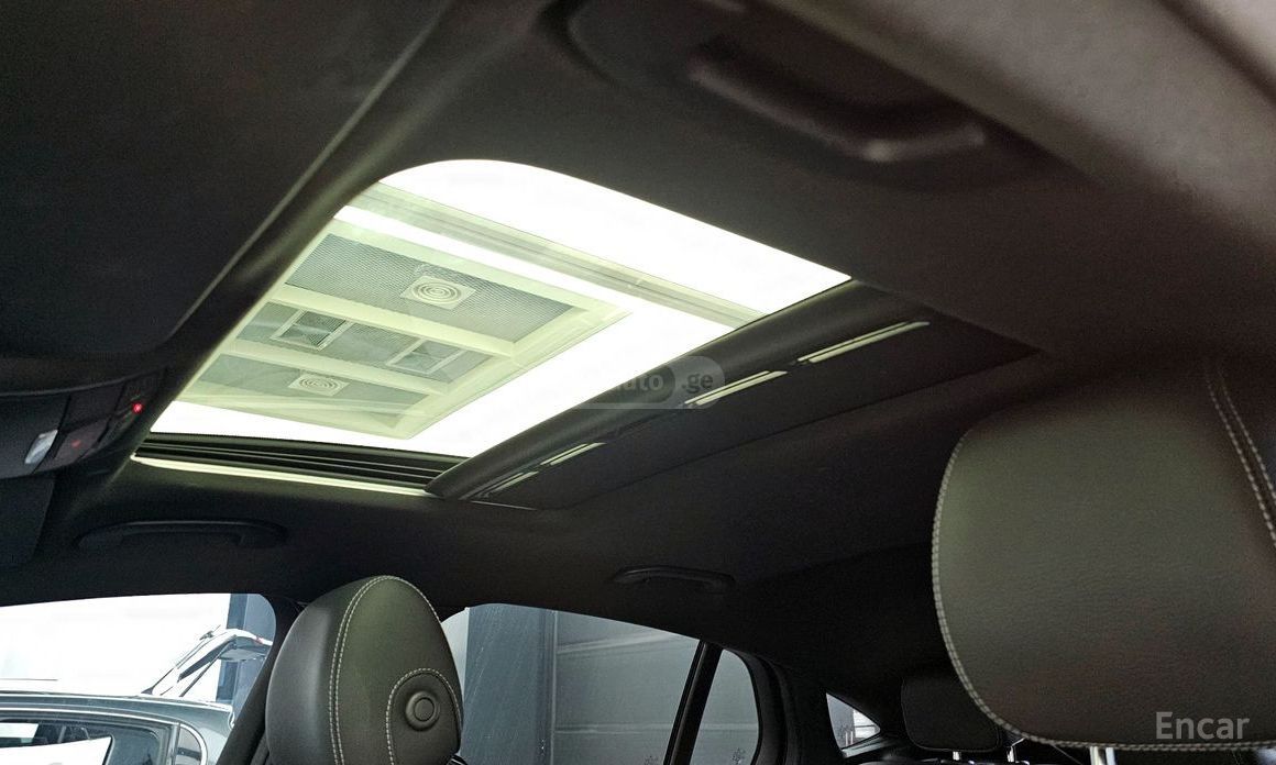 Mercedes-Benz GLC 300 Coupe 2023 — миниатюра 13