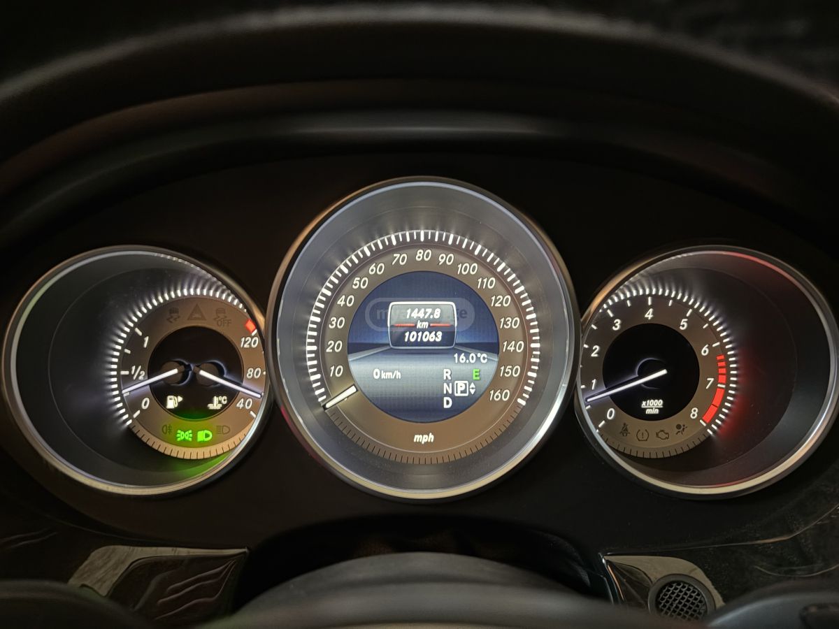 Mercedes-Benz CLS 400 - фото 12