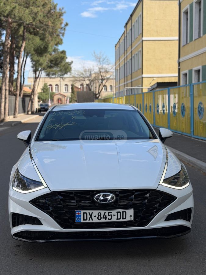 Hyundai Sonata - фото 1