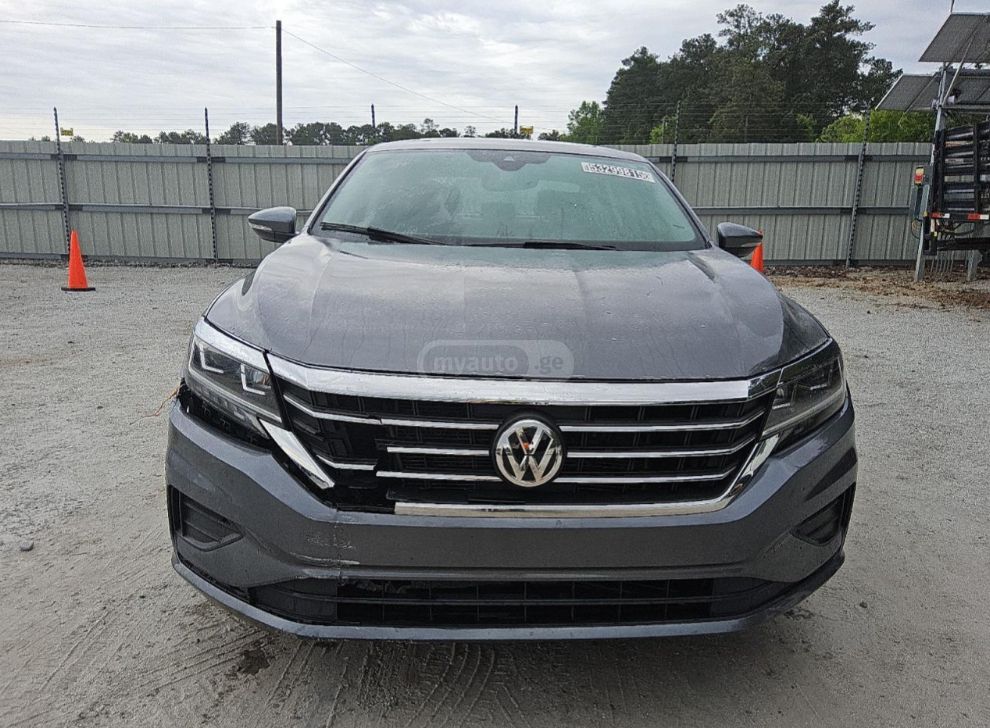 Volkswagen Passat - фото 1