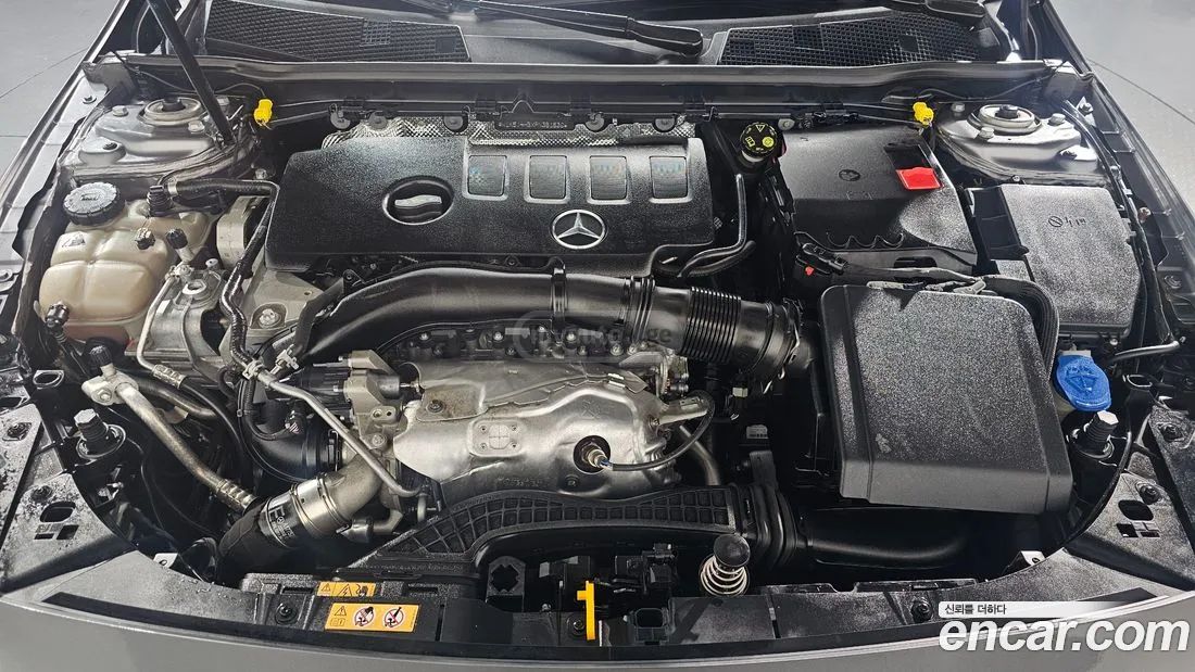 Mercedes-Benz CLA 45 AMG 2023 — миниатюра 6