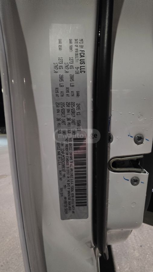 Jeep Cherokee - фото 8